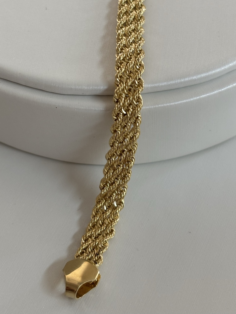 צמיד זהב צהוב 14K יוקרתי בעיצוב חבל משולש וקלוע