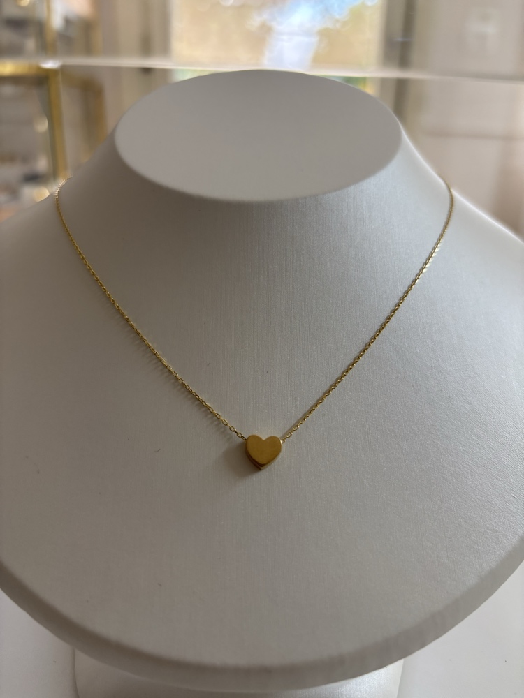 שרשרת זהב צהוב 14K עם תליון לב קלאסי ומבריק